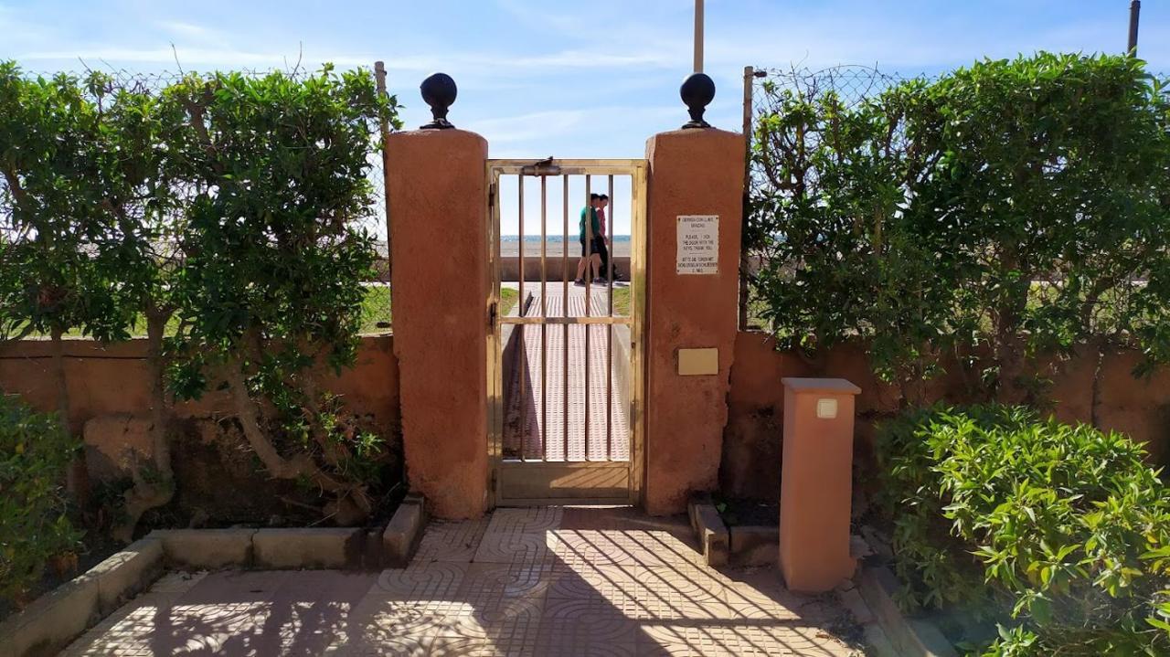 Coqueto Apartamento Con Terraza En La Playa Roquetas de Mar Buitenkant foto