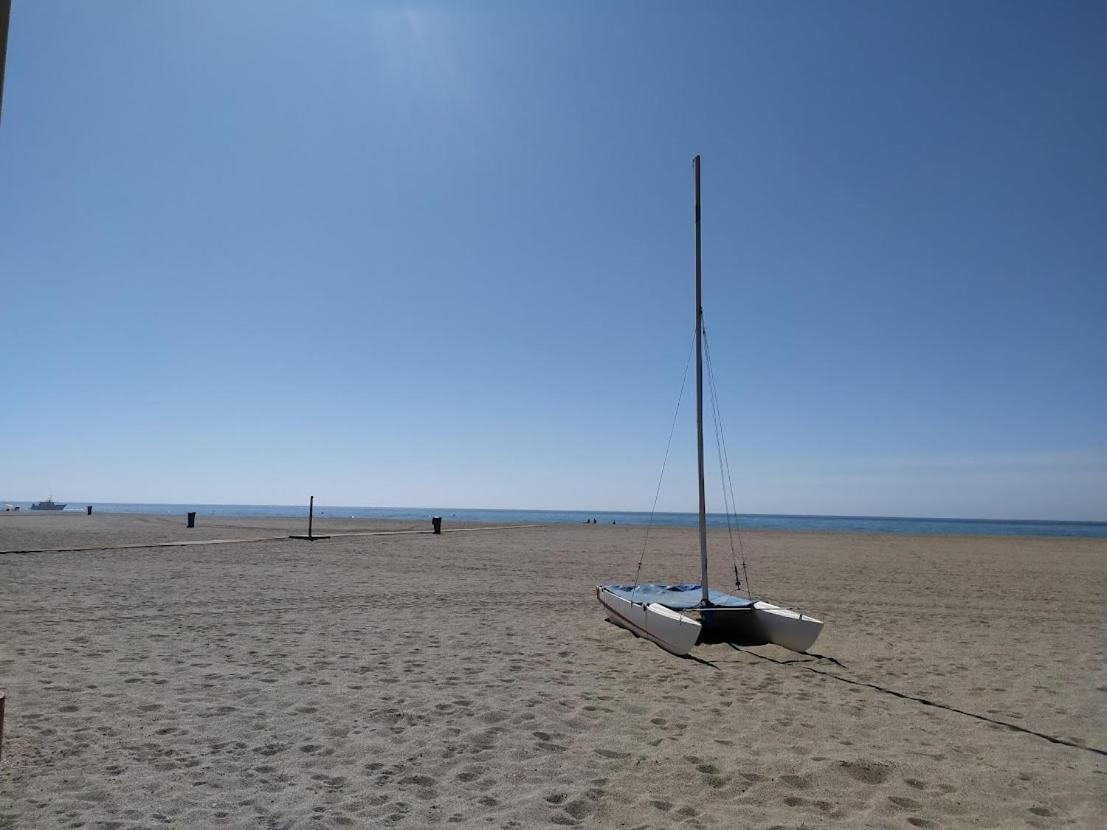 Coqueto Apartamento Con Terraza En La Playa Roquetas de Mar Buitenkant foto