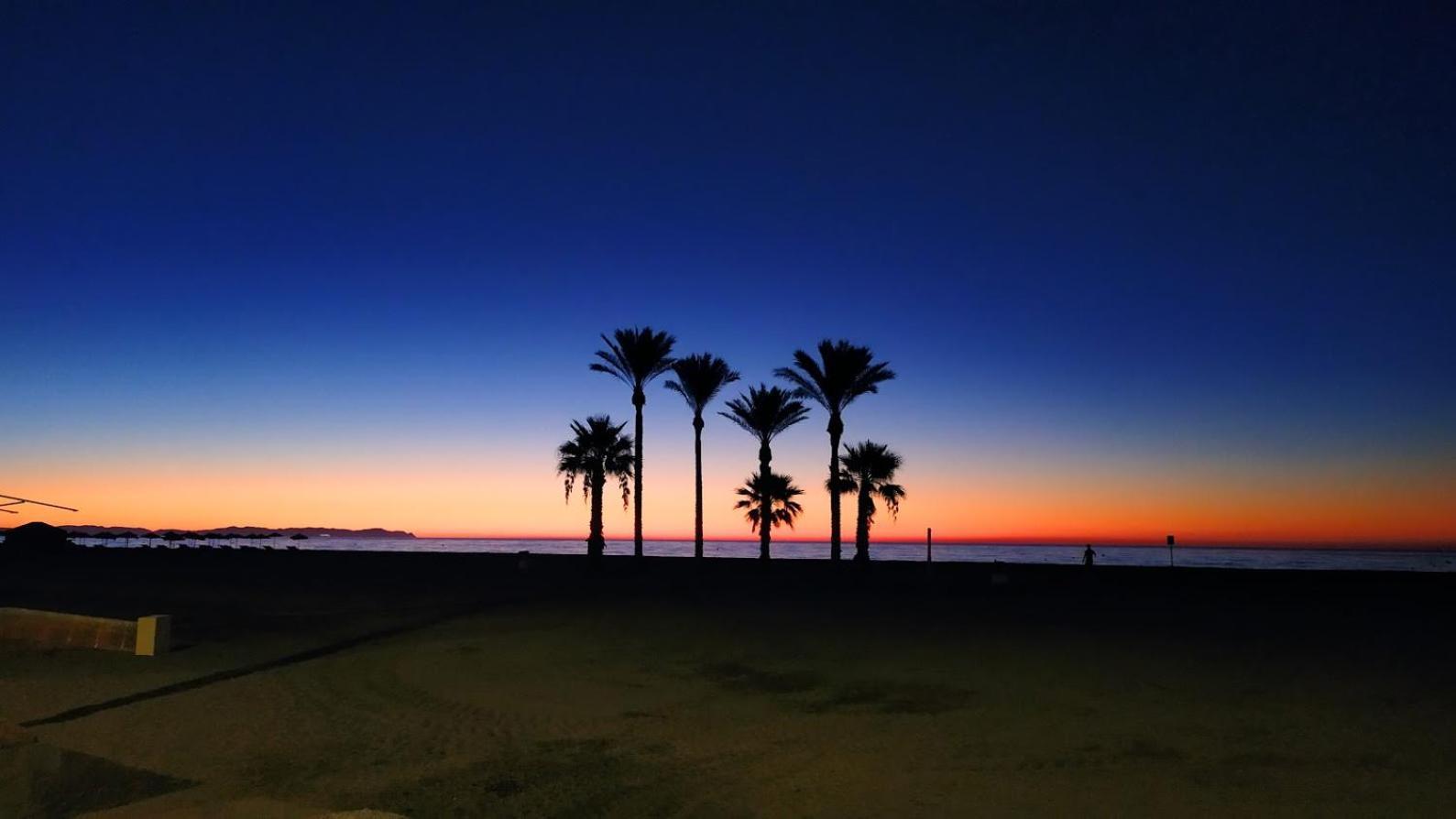 Coqueto Apartamento Con Terraza En La Playa Roquetas de Mar Buitenkant foto